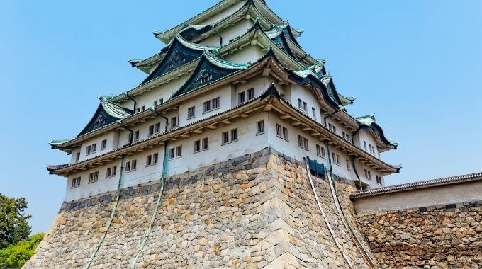 中部地方の薬剤師の平均年収と最高年収の求人